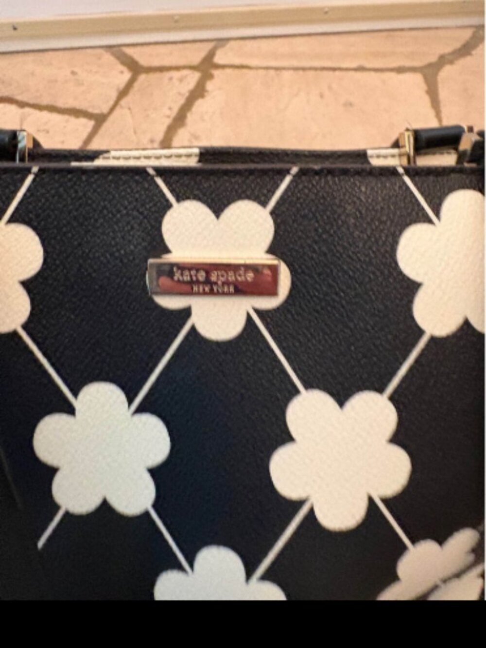 Kate Spade Grant Street Vinyl Floral Jules Tote - Picture 4 of 7